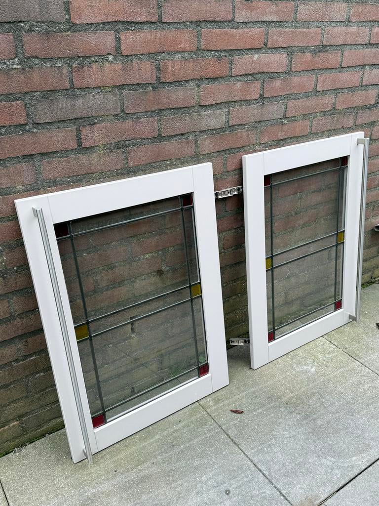 2x Glas in lood keukenkastje deurtjes, Gebruikt, Overige typen, Ophalen of Verzenden, Minder dan 80 cm