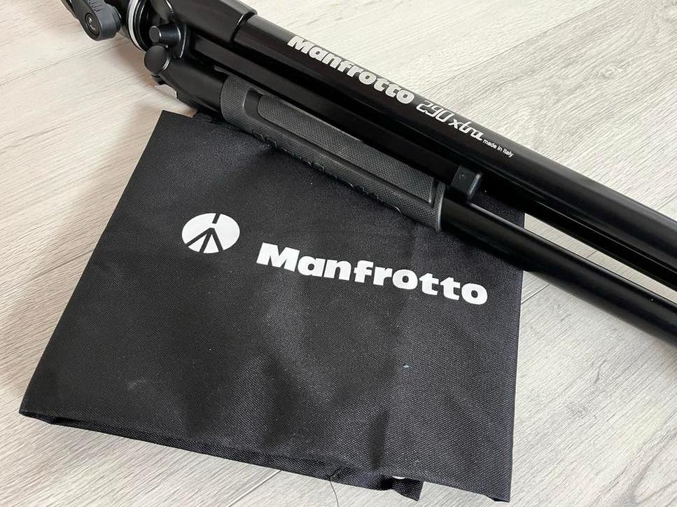 Manfrotto 290 Xtra statief met balhoofd en hoes, Zo goed als nieuw, 150 tot 175 cm, Met balhoofd, Ophalen of Verzenden