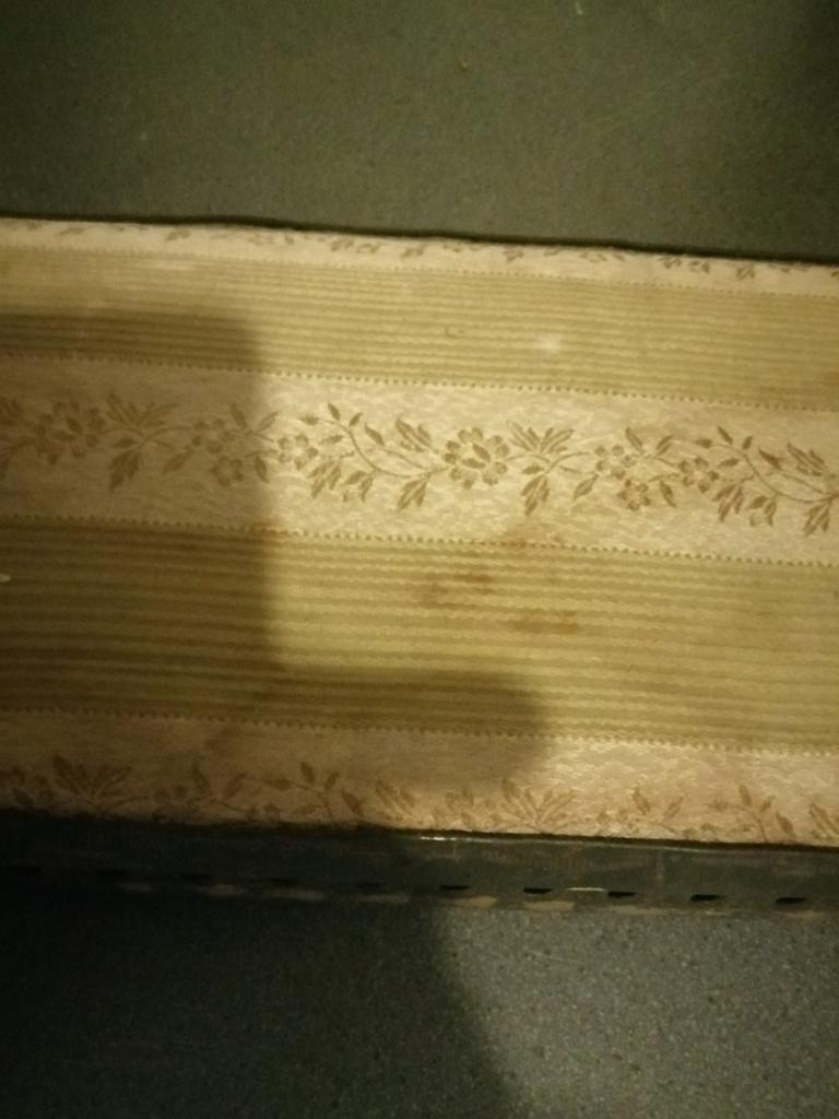 ANTIEKE METALEN FRANSE VOETEN KACHEL/STOOF TOPSTAAT 50 CM., Antiek en Kunst, Ophalen of Verzenden