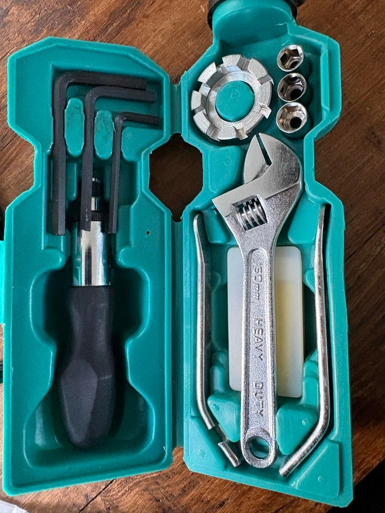 Fietsgereedschapset in bidonhouder - 29-delig, Fietsen en Brommers, Fietsaccessoires | Fietsgereedschap, Ophalen of Verzenden