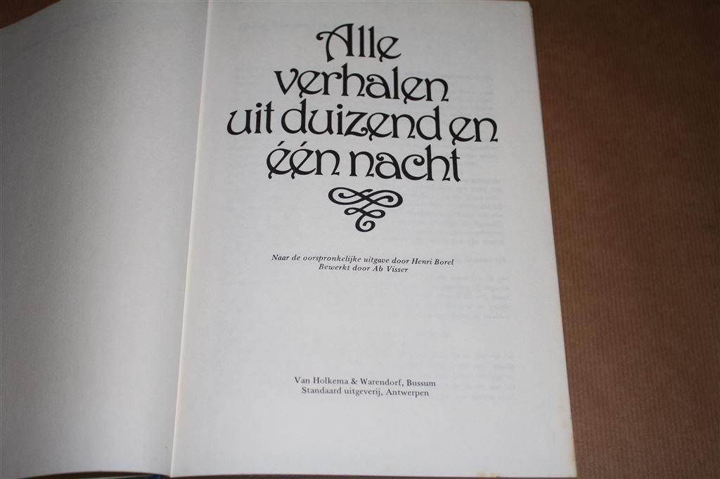 Alle verhalen uit duizend en één nacht., Boeken, Ophalen of Verzenden, Gelezen