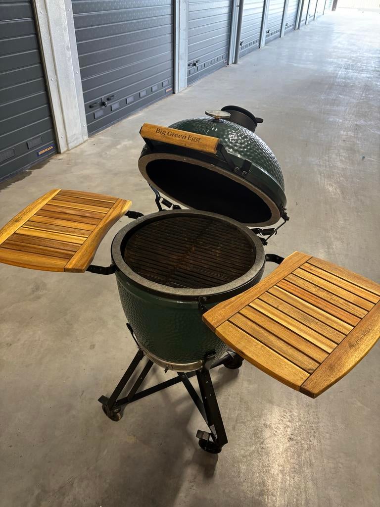 Big Green Egg Large met diverse accessoires, Ophalen, Gebruikt, Met accessoires