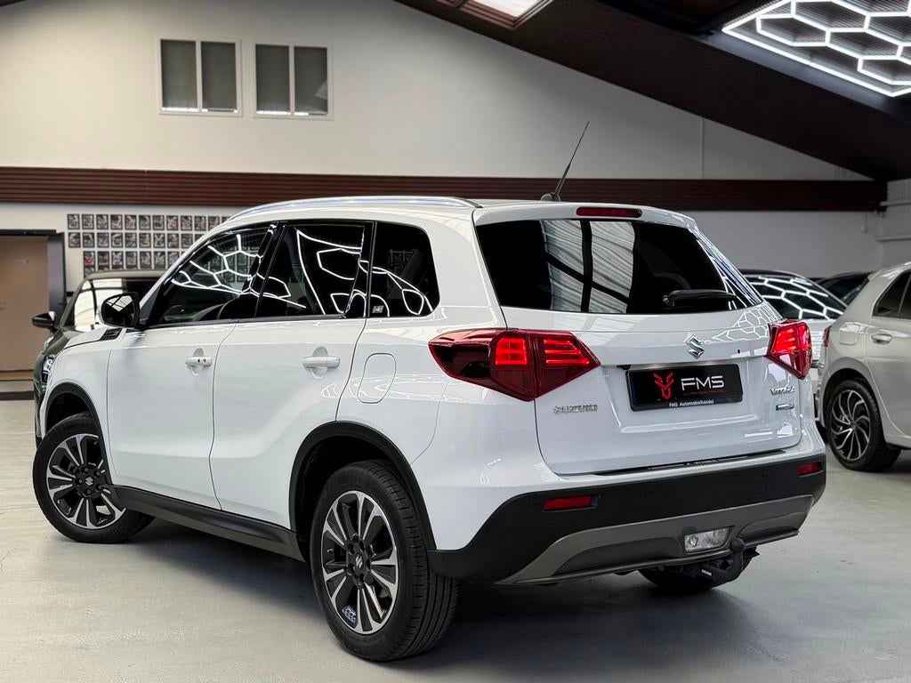 Suzuki Vitara 1.4 Boosterjet Style Smart Hybrid CarPlay, Gebruikt, 4 cilinders, Bedrijf, Handgeschakeld