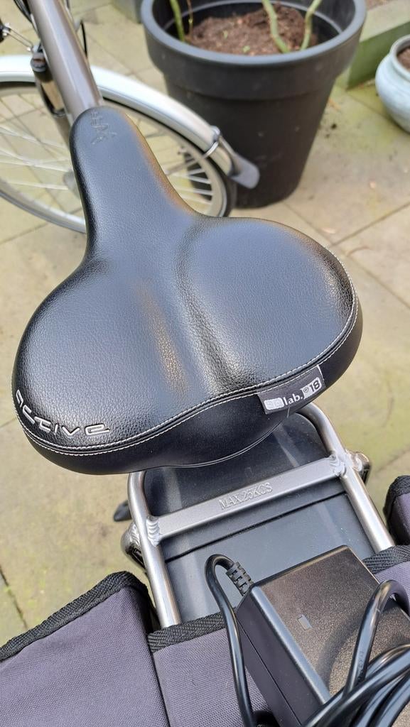 Vogue elektrische damesfiets lage instap- Z.G.A.N., Ophalen, Zo goed als nieuw, Overige merken