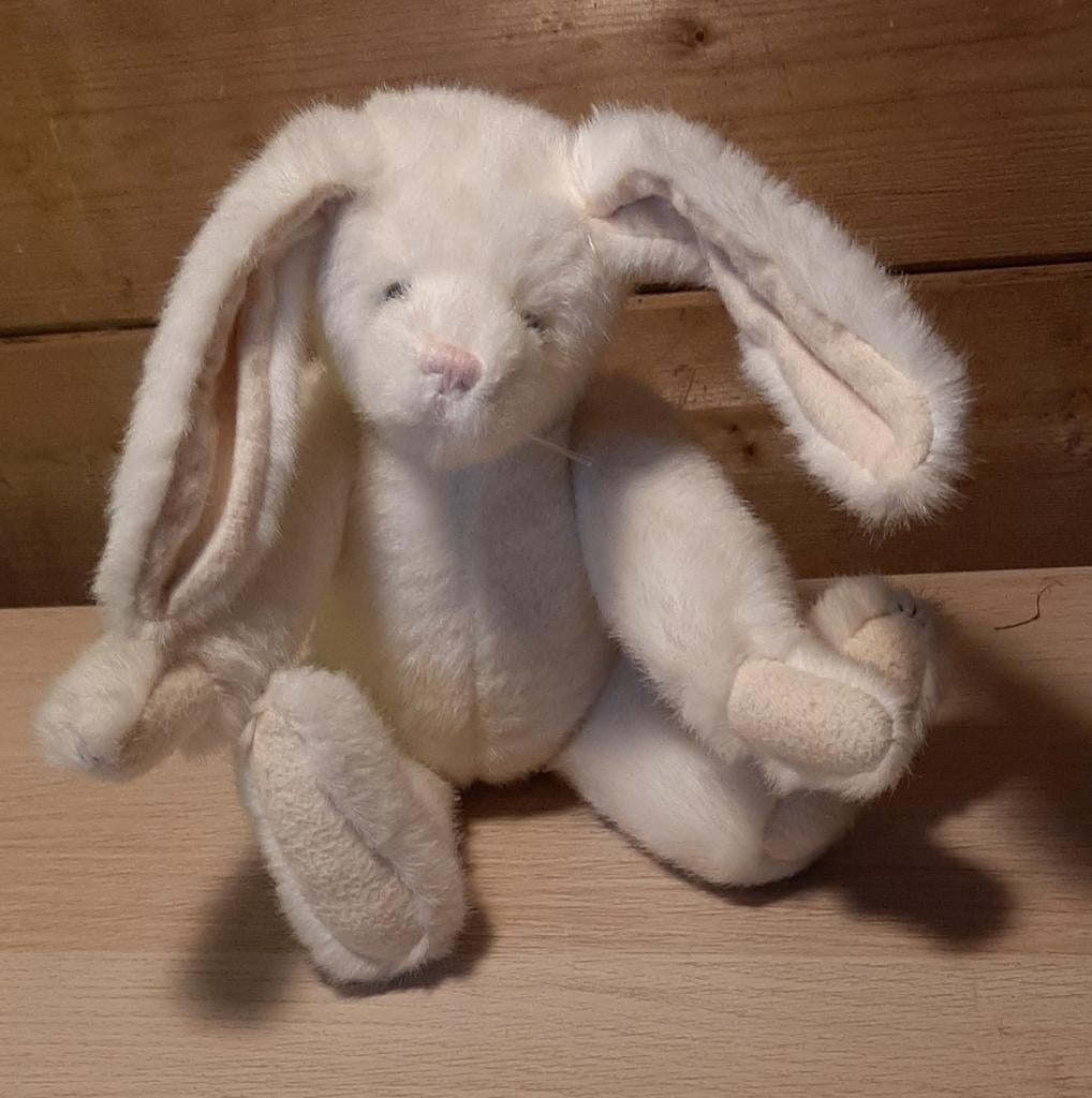 The Boyds collection. White Rabbit. Beweegbare delen. Konijn, Ophalen of Verzenden, Stoffen beer, Overige merken