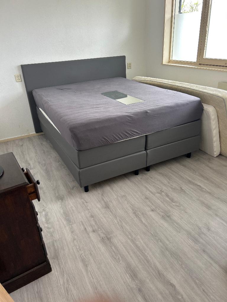 Boxspring, Huis en Inrichting, Slaapkamer | Boxsprings, Ophalen, Tweepersoons, Zo goed als nieuw, 200 cm