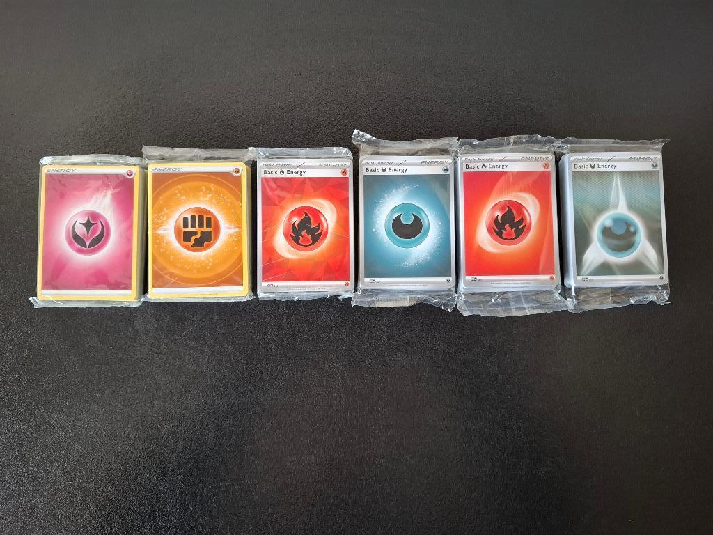 Energy pakjes Pokemon – NIEUW, Ophalen of Verzenden, Nieuw, Meerdere kaarten