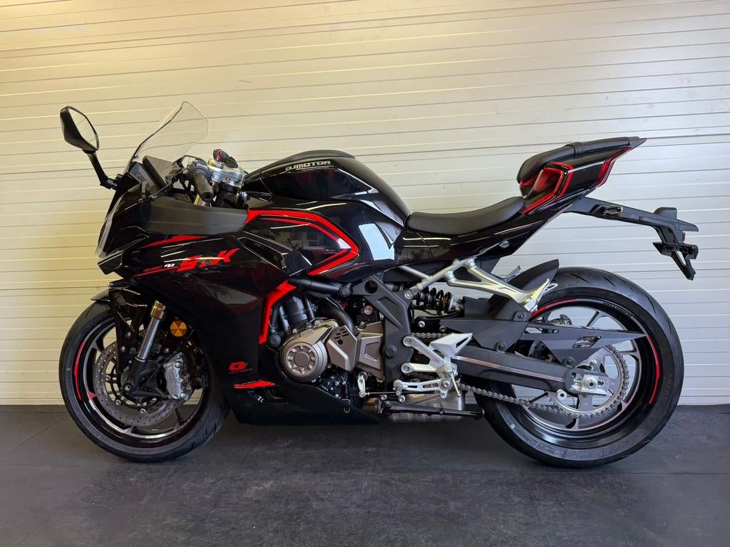 QJMotor SRK 421 RR | Nieuw model | Uit voorraad leverbaar! - foto 2