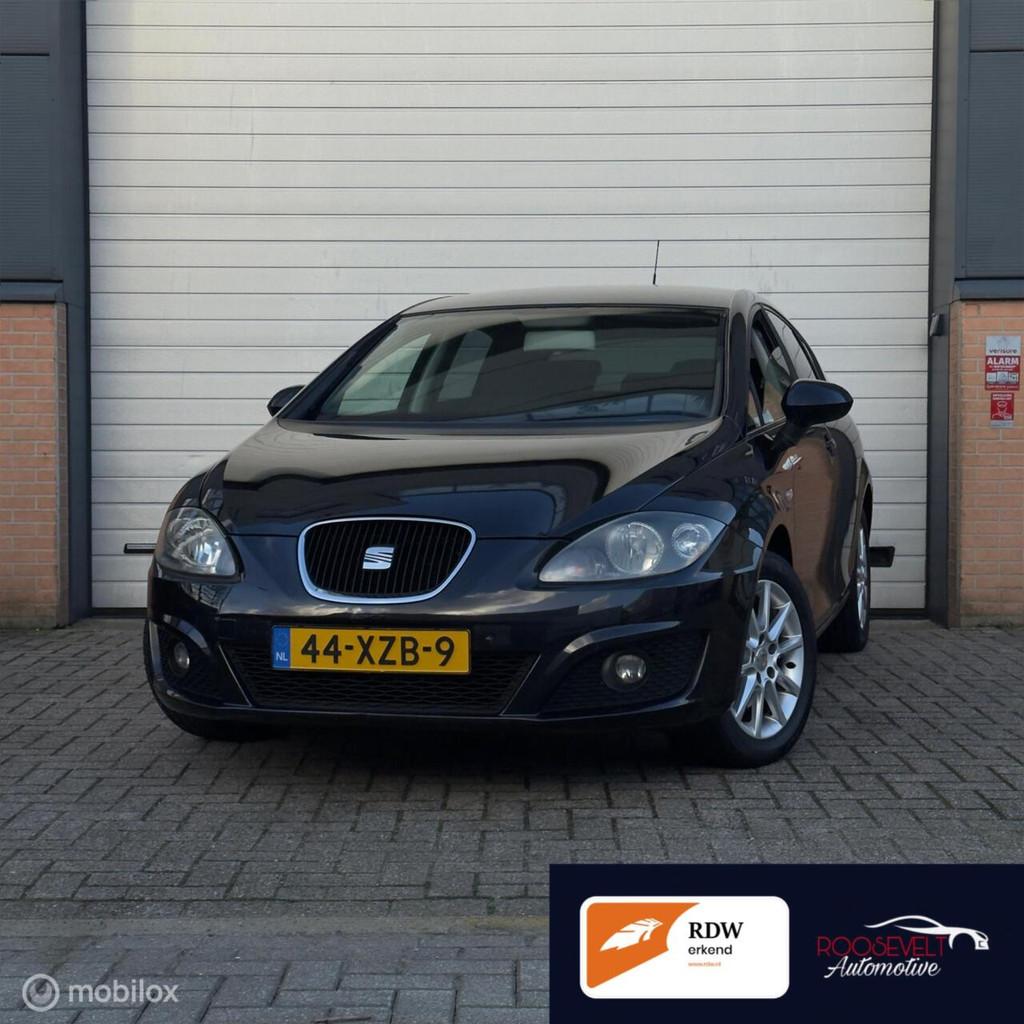 Seat Leon 1.4 TSI Businessline High / CARPLAY / NIEUWE APK, Auto's, Gebruikt, 4 cilinders, Leon, Zwart