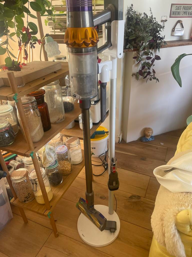 Dyson V15 Detect Absolute Draadloze Stofzuiger, Witgoed en Apparatuur, Stofzuigers, Ophalen, Gebruikt, Stofzuiger, Minder dan 1200 watt
