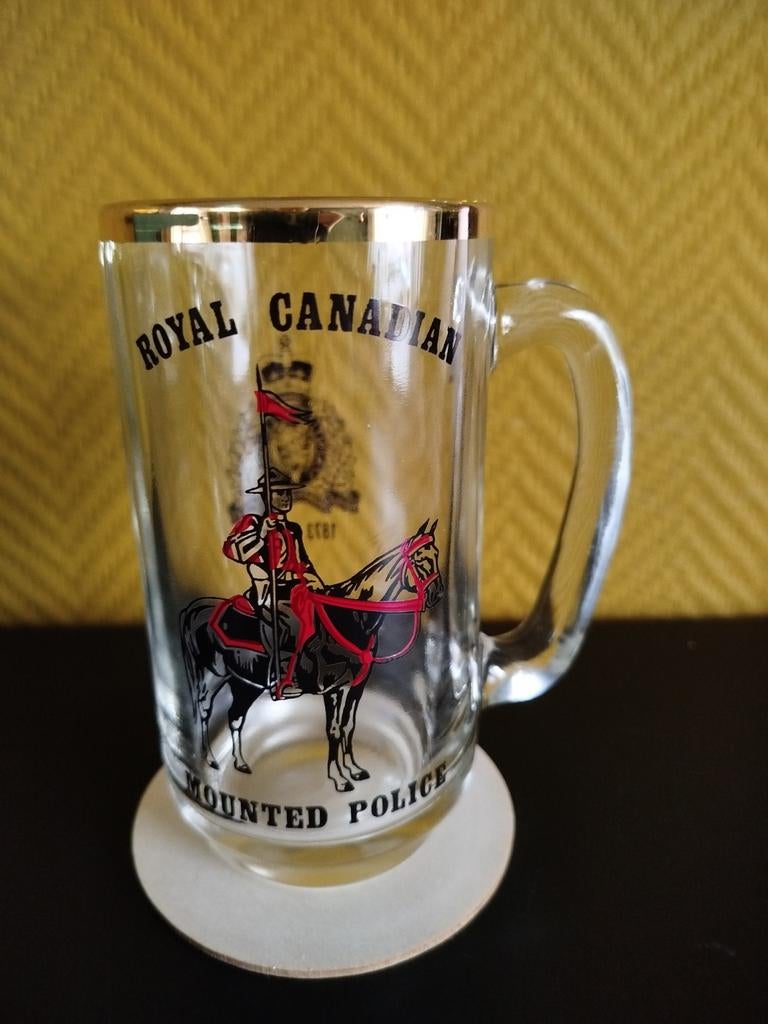 Bierpul Royal Canadian Mounted Police, Ophalen of Verzenden