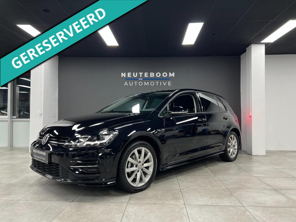 Volkswagen Golf 1.5 TSI R-Line | ACC | PDC | Carplay | LED |, Stof, Zwart, 4 cilinders, 150 pk
