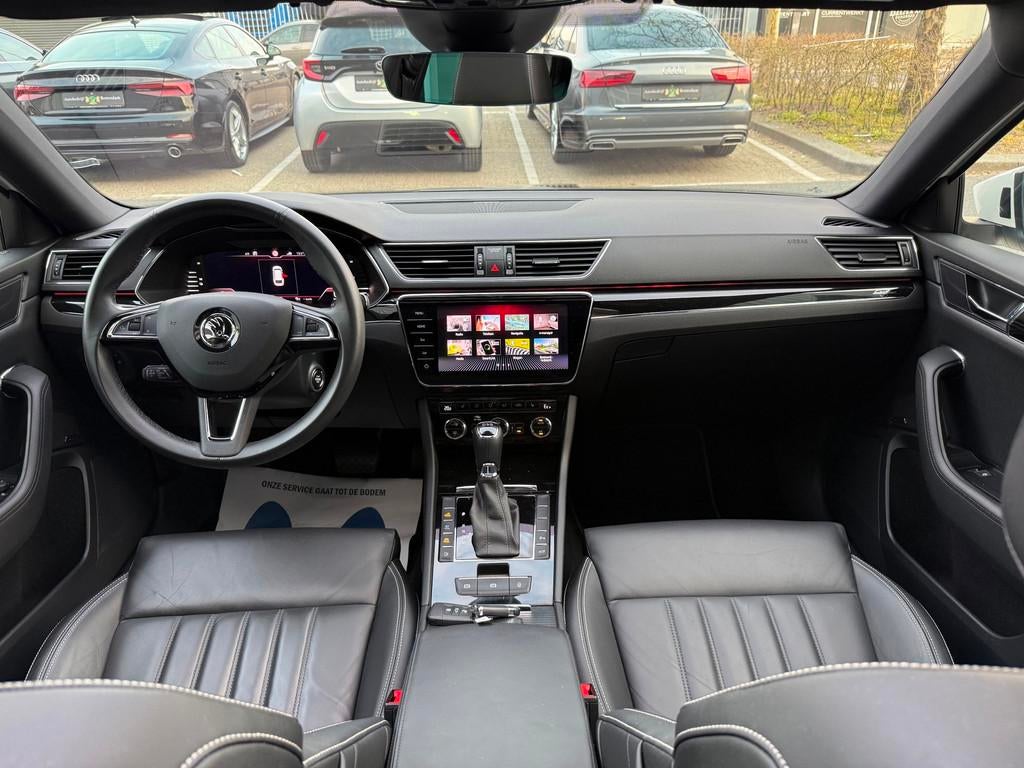 Skoda Superb Combi 1.4 TSI iV CAM/LMV19/NAVI/LEER/VIRTU/PANO, 12 maanden, Gebruikt, Wit, Hybride Elektrisch/Benzine