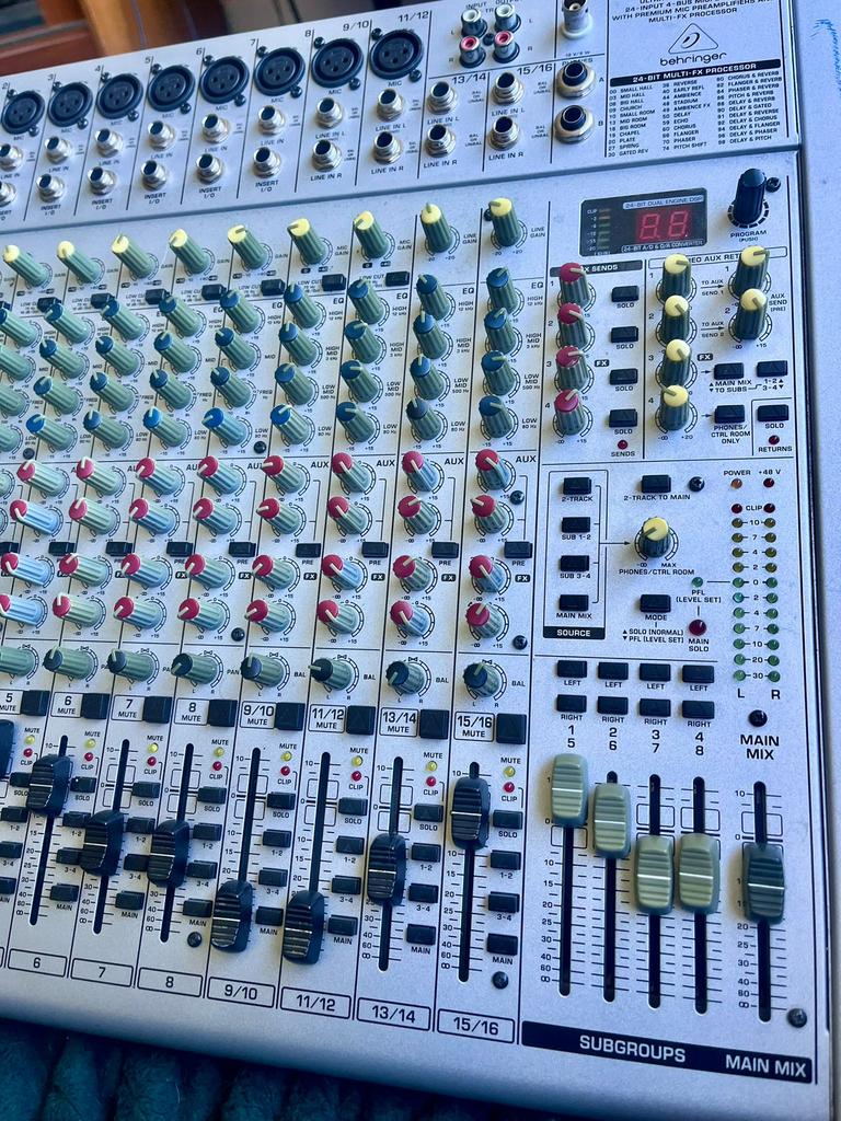 Behringer Eurorack UB2442FX-PRO Mixer en PA, Ophalen of Verzenden, Zo goed als nieuw, 10 tot 20 kanalen