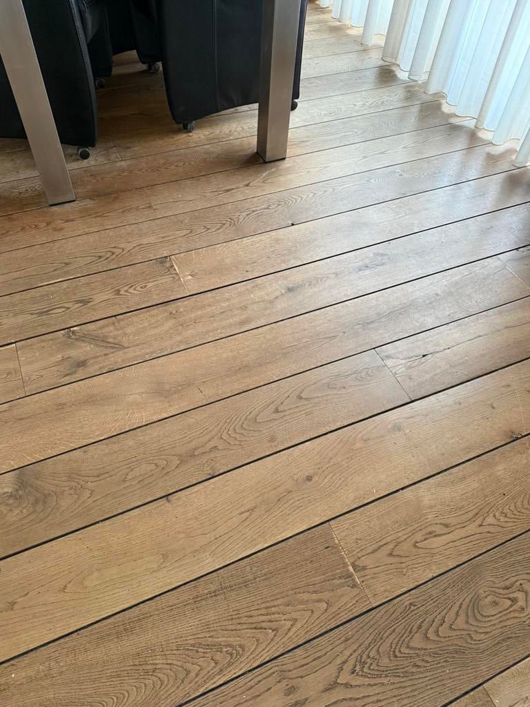 Massief eiken vloer, Verzenden, Vloerdelen of -planken, Zo goed als nieuw, 10 m² of meer