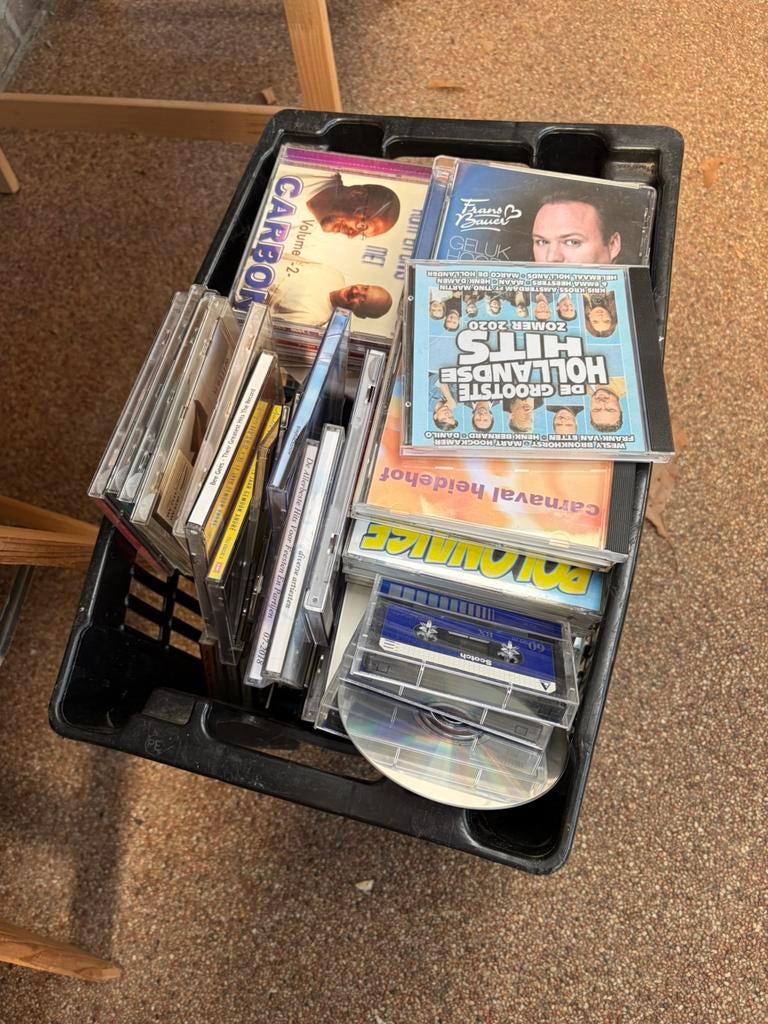 Zo’n 130 cd’s van alles voornamelijk Nederlands, Ophalen, Gebruikt