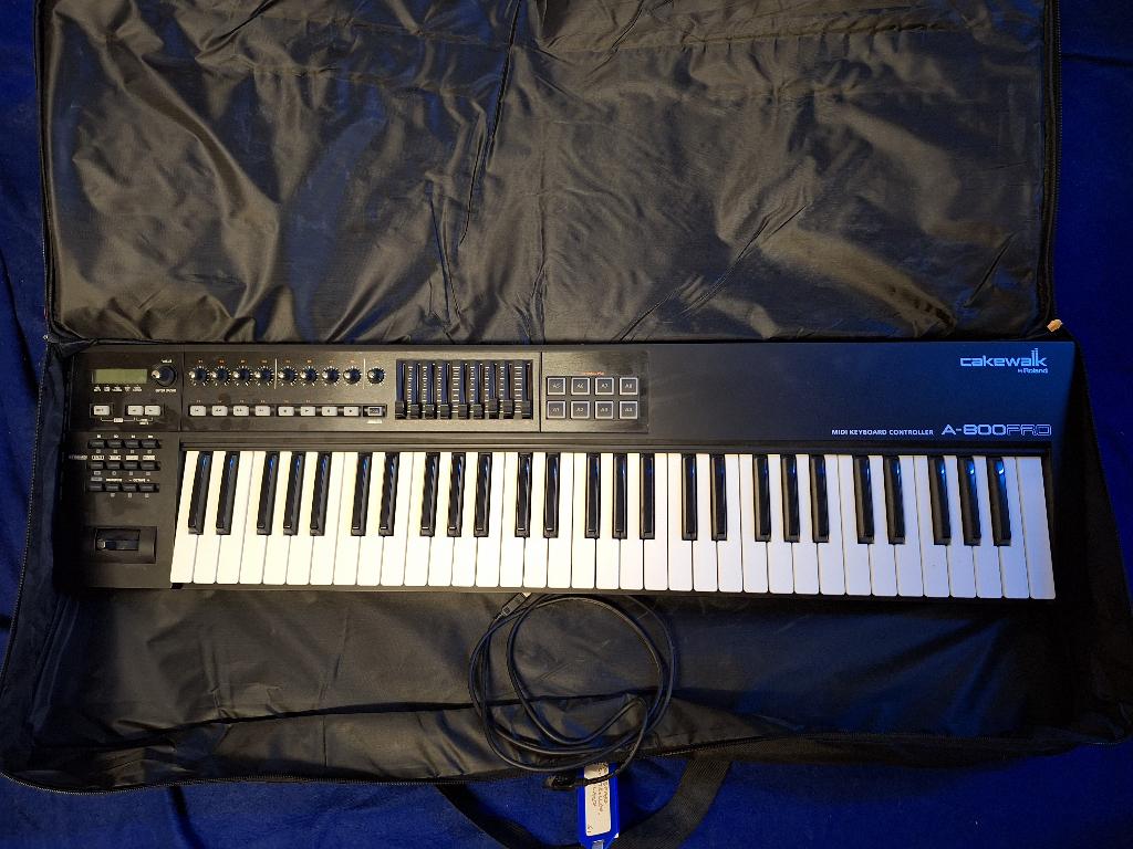Keybord controller A800 Pro, Cakewalk, Muziek en Instrumenten, Keyboards, Zo goed als nieuw, 61 toetsen, Overige merken, Ophalen