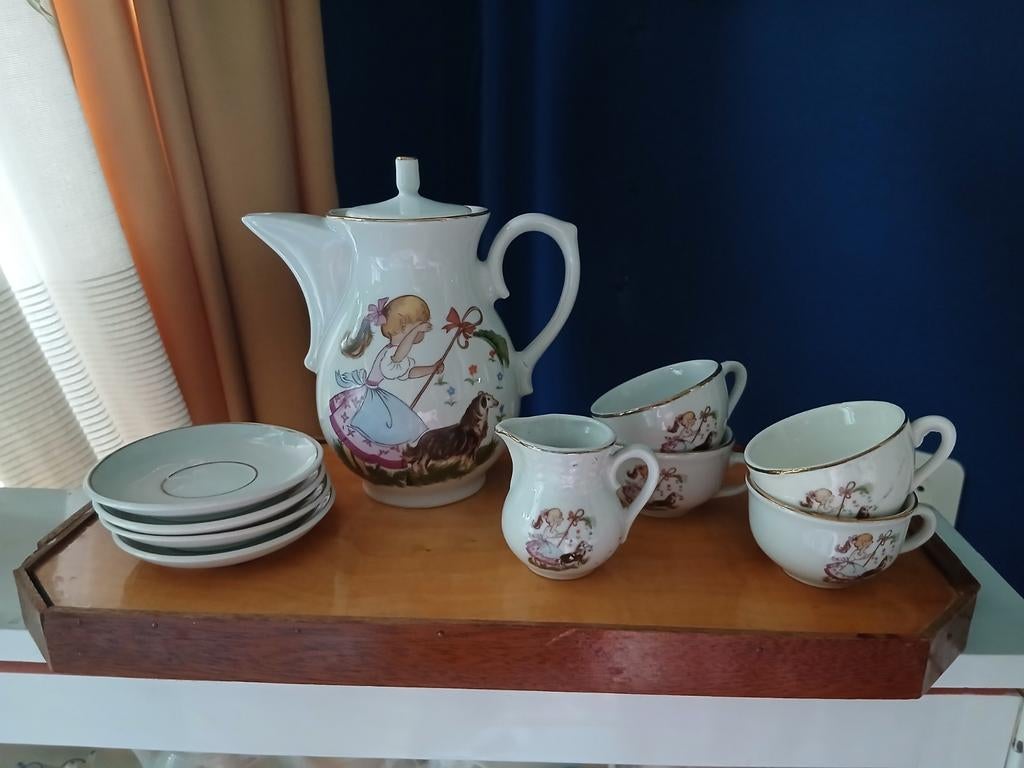 Vintage kinderservies met theepot en kopjes, Ophalen of Verzenden, Zo goed als nieuw