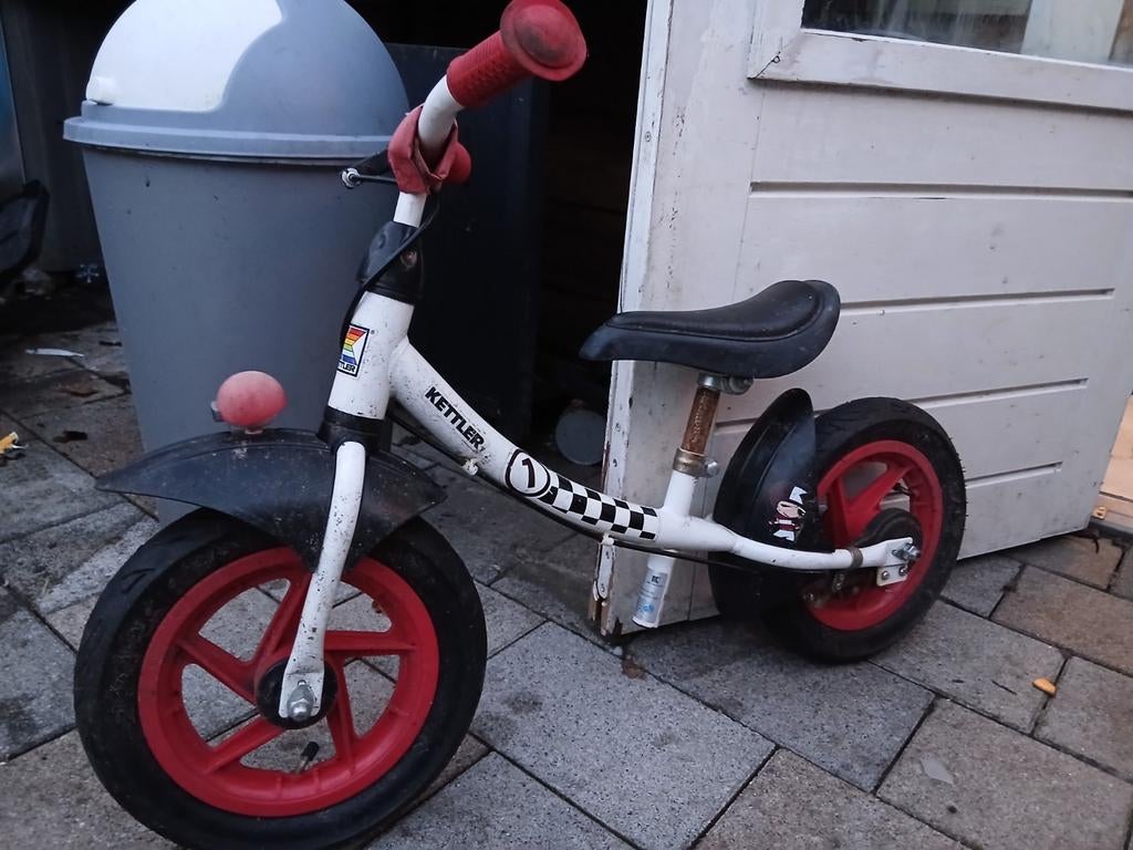 Kettler loopfiets wit/rood - Klaar voor avontuur!, Ophalen of Verzenden, Gebruikt, Loopfiets