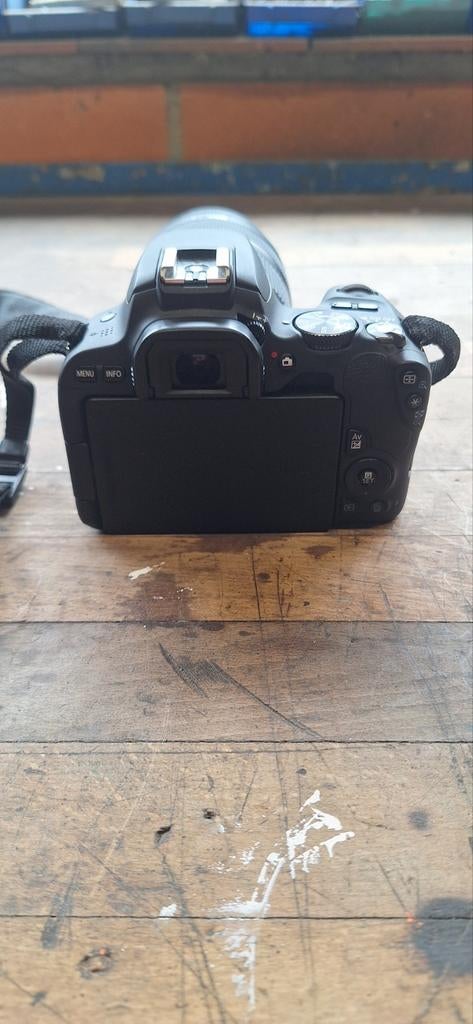 Canon EOS 200D in nieuwstaat, Ophalen, Zo goed als nieuw, Canon, Geen optische zoom