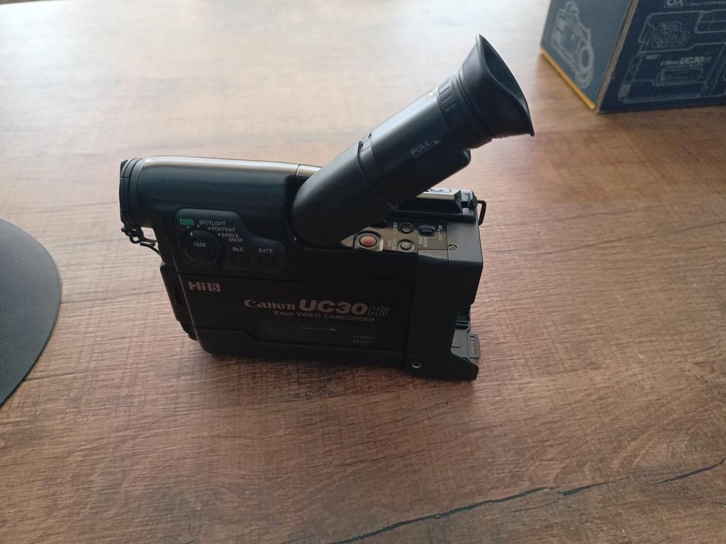Canon UC30Hi 8mm Video Camcorder - Vintage Camera, Audio, Tv en Foto, Videocamera's Analoog, Ophalen of Verzenden, 8mm, Camera