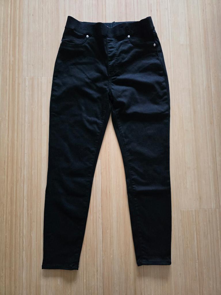 Hugo BOSS zwarte broek 30/30 maat 38, Kleding | Dames, Zwart, Ophalen of Verzenden, Zo goed als nieuw, W30 - W32 (confectie 38/40)