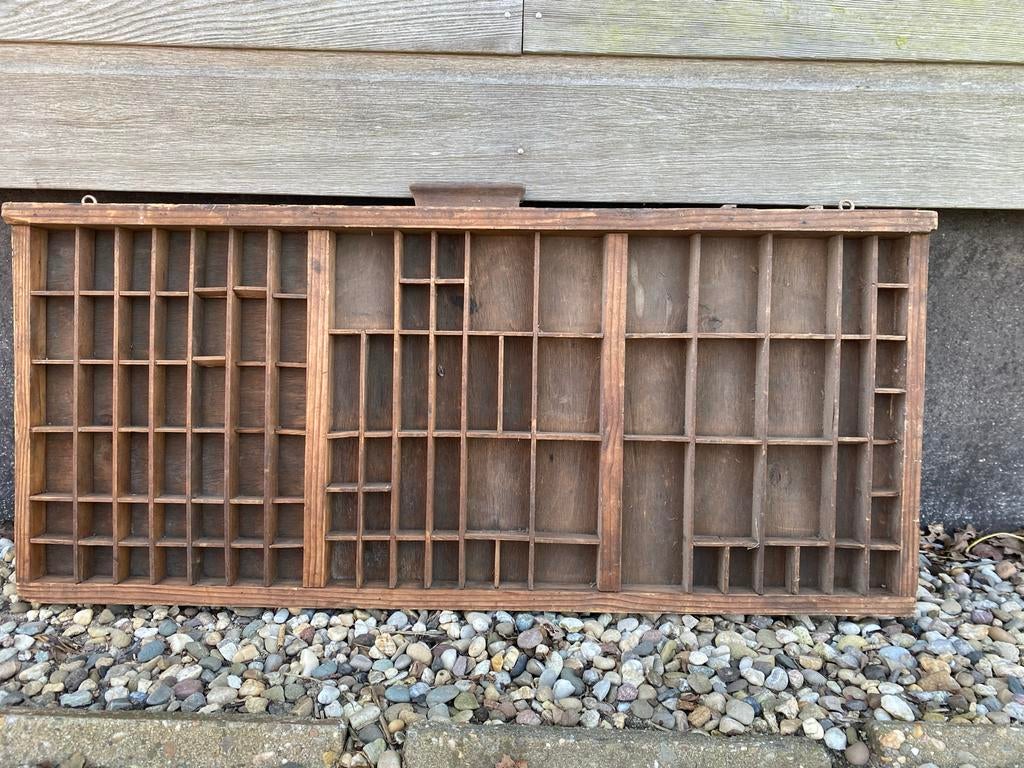 Antieke houten letterbak lade een opknapper, Ophalen