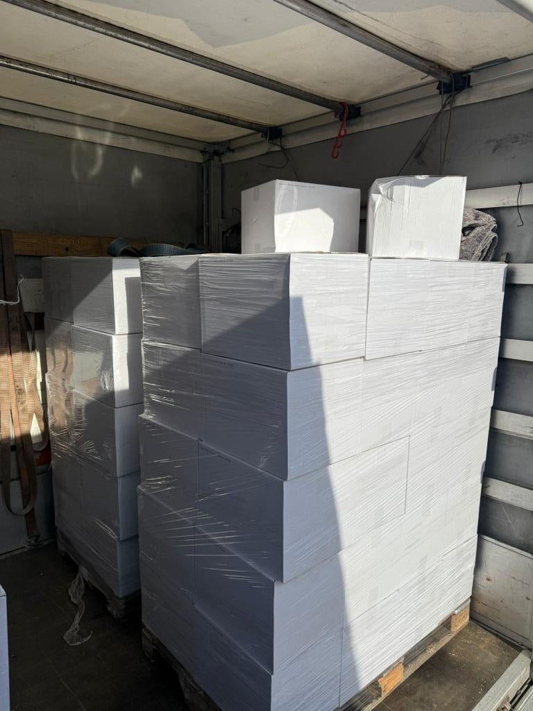 Wij kopen koffiebonen.Elke vervaldatum is geschikt., Ophalen of Verzenden