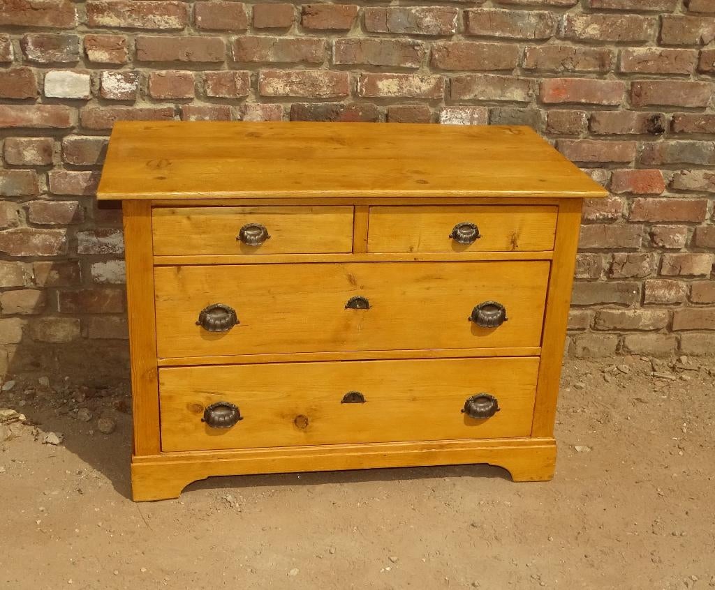 oude ladekast dressoir met 4 lades, Ophalen