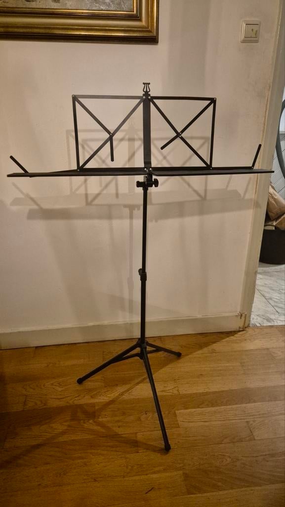 Muziek standaard inklapbaar / Lessenaar van Konig & Meyer, Ophalen of Verzenden, Zo goed als nieuw, Muziekstandaard