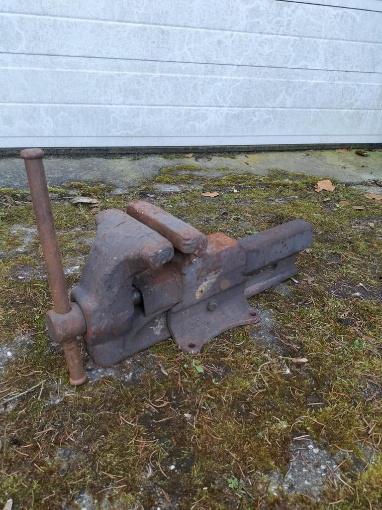 Heuer front bankschroef, Doe-het-zelf en Verbouw, Werkbanken, Ophalen, Gebruikt, Minder dan 70 cm, Bankschroef