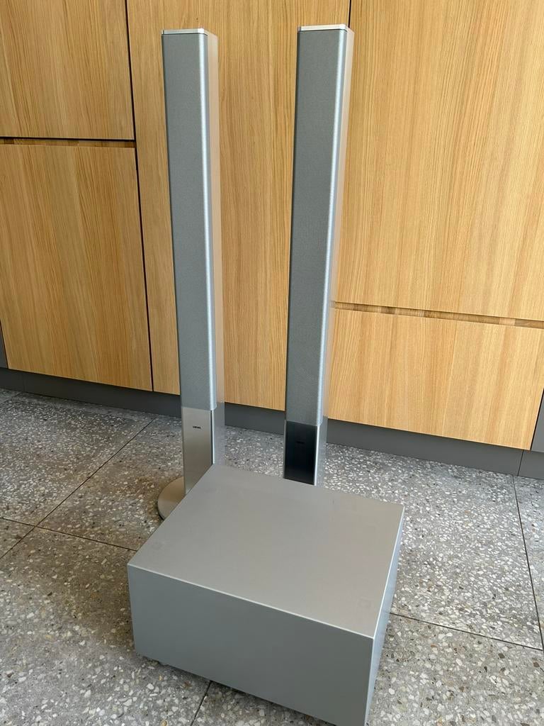 Loewe speakerset inclusief subwoofer, Zo goed als nieuw, 5.1-systeem, Overige spelers, 40 tot 70 watt