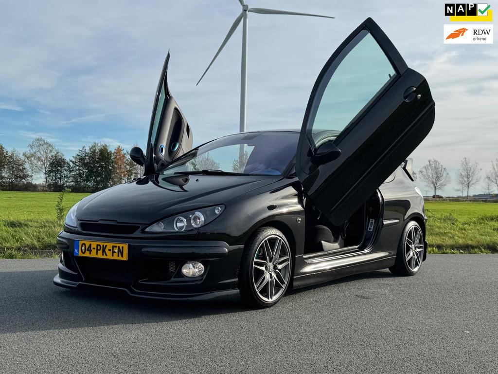 Peugeot 206 1.4-16V XS Pack Vleugeldeuren Show, Auto's, 31 €/maand, 4 cilinders, Zwart, Origineel Nederlands