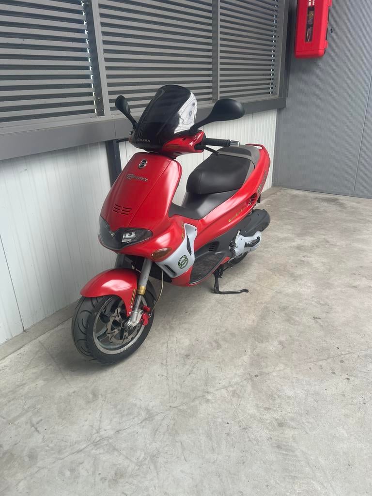 Gilera runner 180cc m07 DD fx rood duitse papieren, Ophalen of Verzenden, Zo goed als nieuw, Benzine, Overige modellen