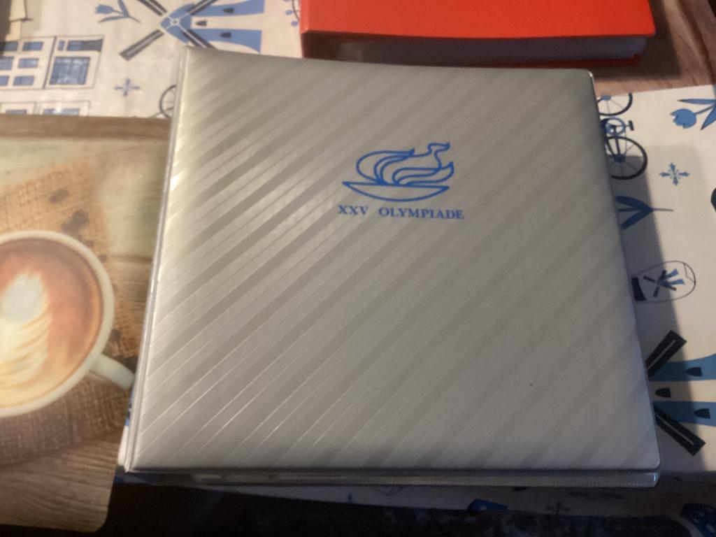 64 fdc Olympische spelen 1992 in map voor een goed bod mag, Ophalen, Buitenland