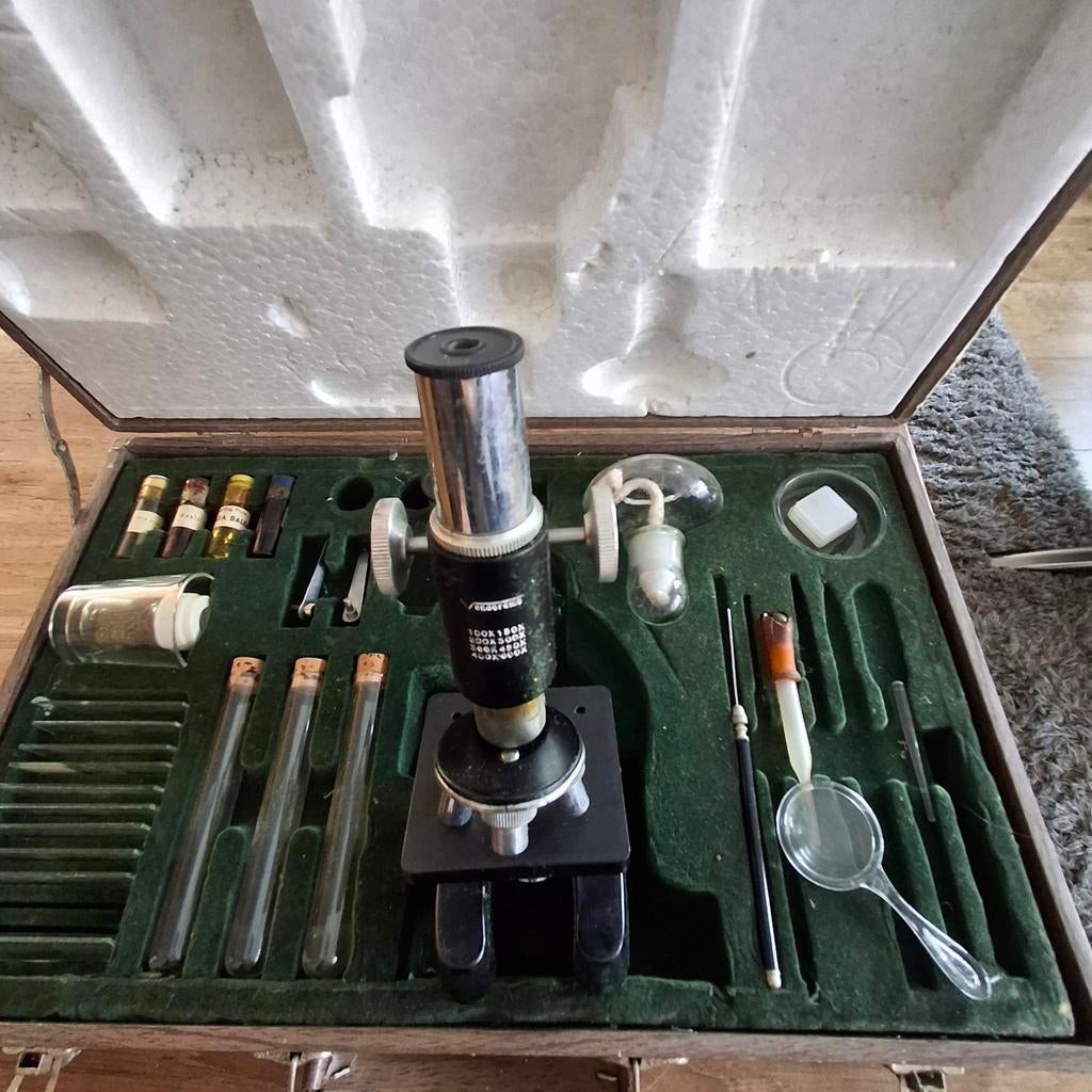 Chemie microscoop onderzoek kistje + inhoud.., Hobby en Vrije tijd, Ophalen of Verzenden, Gebruikt