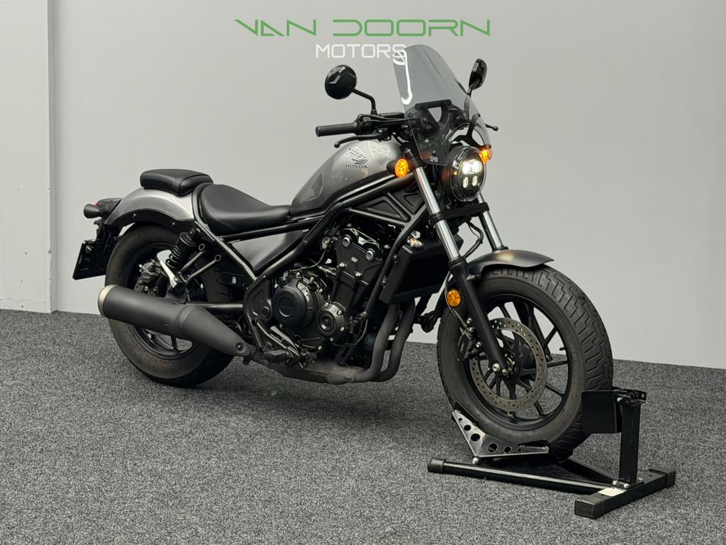Honda CMX 500 Rebel | 2024 | 5 DKM |Seal Silver Metallic | N, Motoren, Info@vandoornmotors.nl, Chopper, Kraaivenstraat 23-5
5048AB  TILBURG, NL