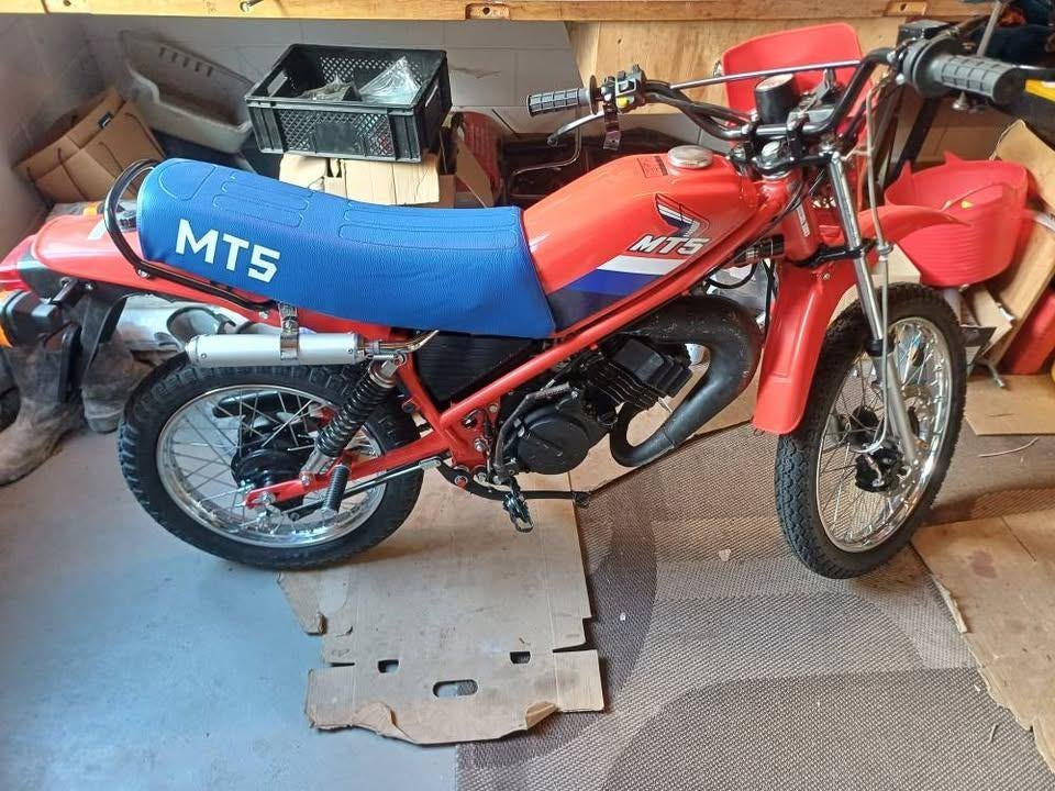 honda mt5, Fietsen en Brommers, Brommers | Honda, Ophalen, Maximaal 45 km/u, Zo goed als nieuw, MT