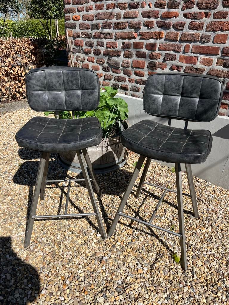 Twee barkrukken met rugleuning, Gebruikt, Met voetsteun, 60 tot 90 cm, Ophalen of Verzenden