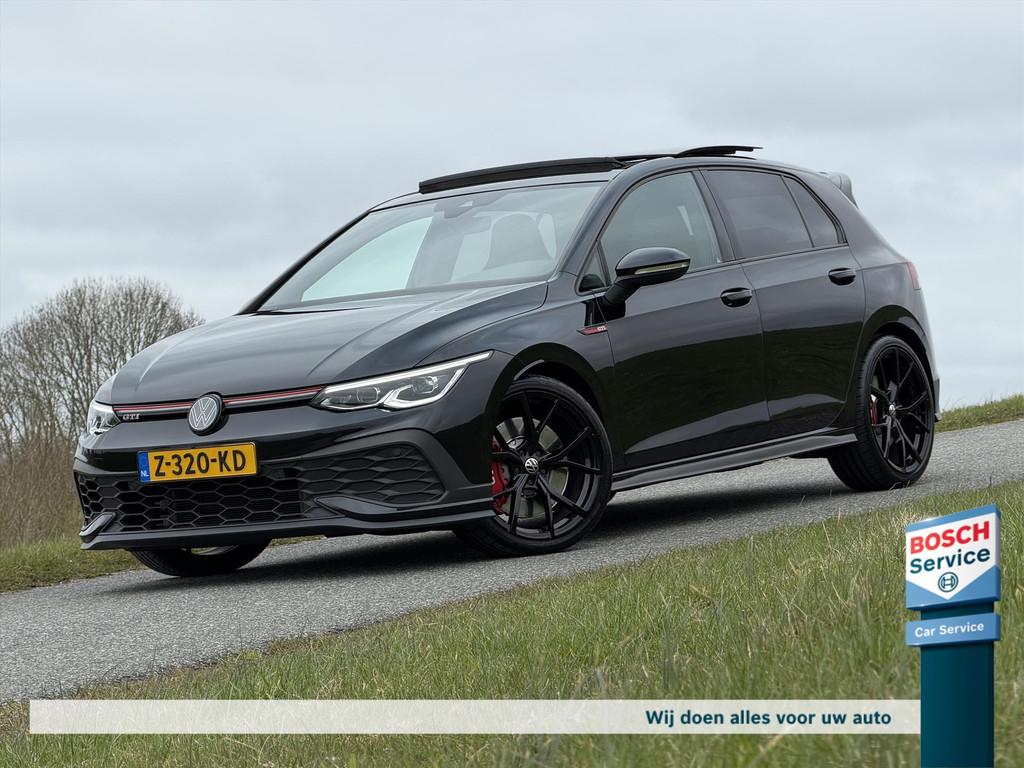 Volkswagen Golf 8 2.0 TSI GTI Clubsport 300PK / Pano / IQ Li, Gebruikt, Euro 6, 4 cilinders, 1984 cc
