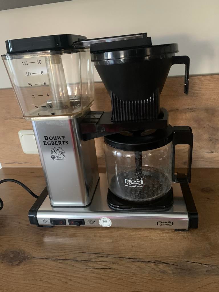 Douwe Egberts koffiezetapparaat, Ophalen, Gebruikt, Koffiemachine