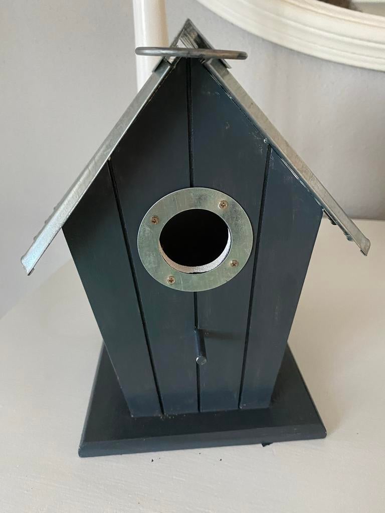 Decoratief vogelhuisje - donkergrijs met zinken dak, Ophalen, Gebruikt