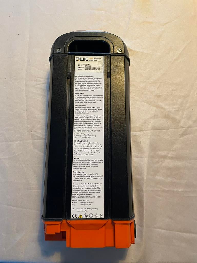 Qwic accu defect, Fietsen en Brommers, Fietsaccessoires | Fietsaccu's, Ophalen of Verzenden, Zo goed als nieuw
