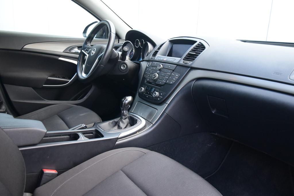 Opel Insignia 2.0 CDTI EcoFLEX Business+ Navi Pdc Trekhaak, Euro 5, Stof, Zwart, 4 cilinders