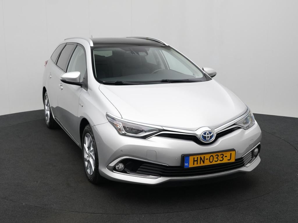 Toyota Auris Touring Sports 1.8 Hybrid Lease pro | Glazen Pa, 12 maanden, Gebruikt, Metallic lak, Leder en Stof