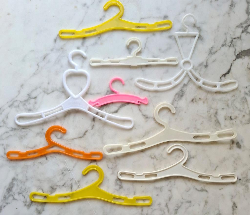 9x vintage poppen kledinghangers kleerhangers, Verzenden