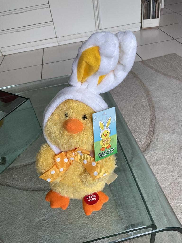 Nieuw zingend kuiken met paashaasmuts., Ophalen of Verzenden, Nieuw