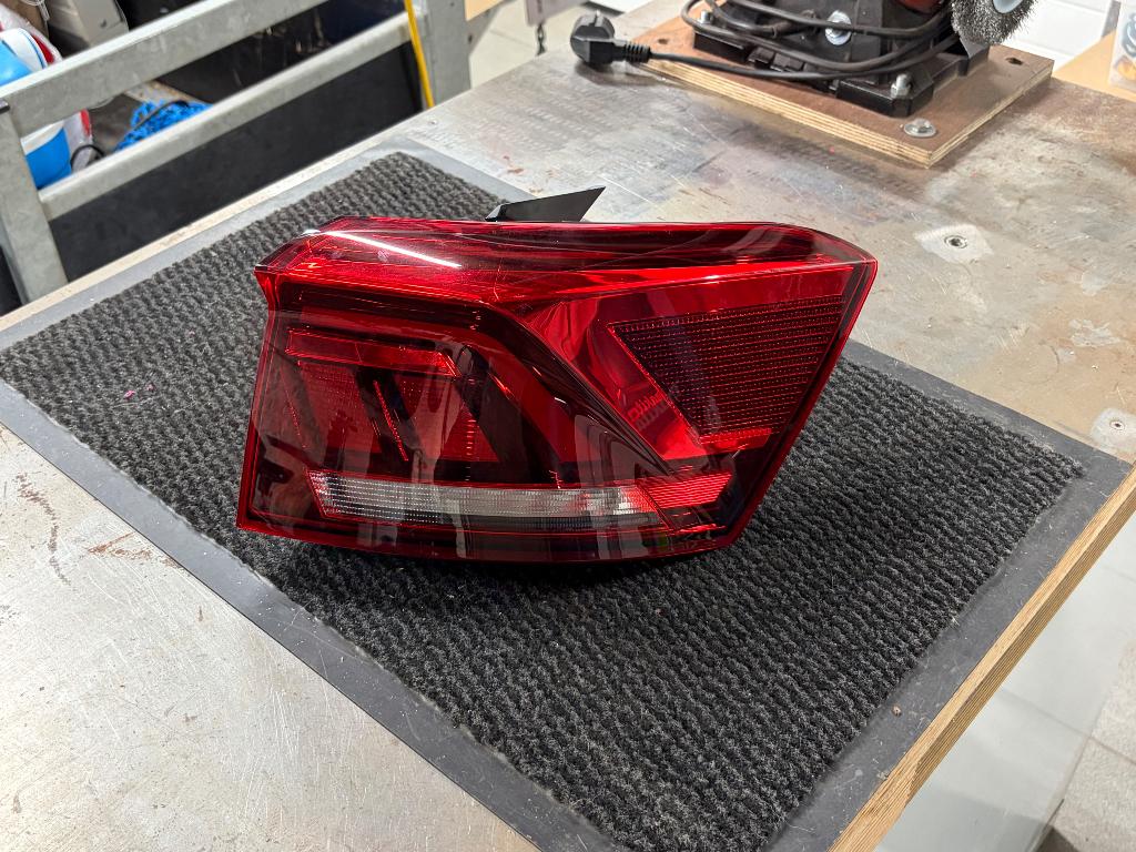 Vw t roc achterlicht rechts, Auto-onderdelen, Verlichting, Ophalen, Gebruikt, Volkswagen