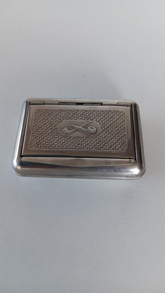 Oud tabakblikje met houder voor vloeitjes., Ophalen of Verzenden, Gebruikt, Tabaksdoos of Verpakking