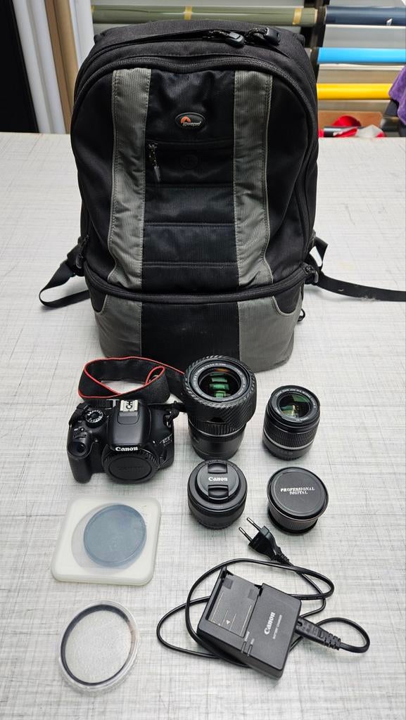 Canon EOS 550d + complete set lenzen + tas, Gebruikt, Spiegelreflex, Canon, 4 t/m 7 keer